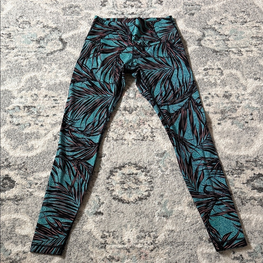 Lululemon Wunder Under Leggings Size 10